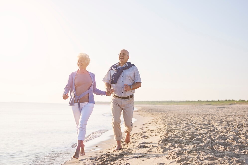 vital-seniors-beach-senior-couple-beach-retirement-summer-vacation-concept